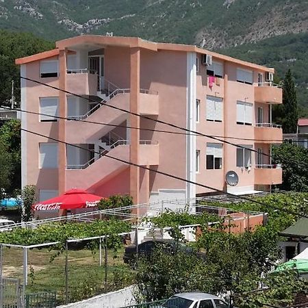 Apartments Music Sutomore Exterior photo